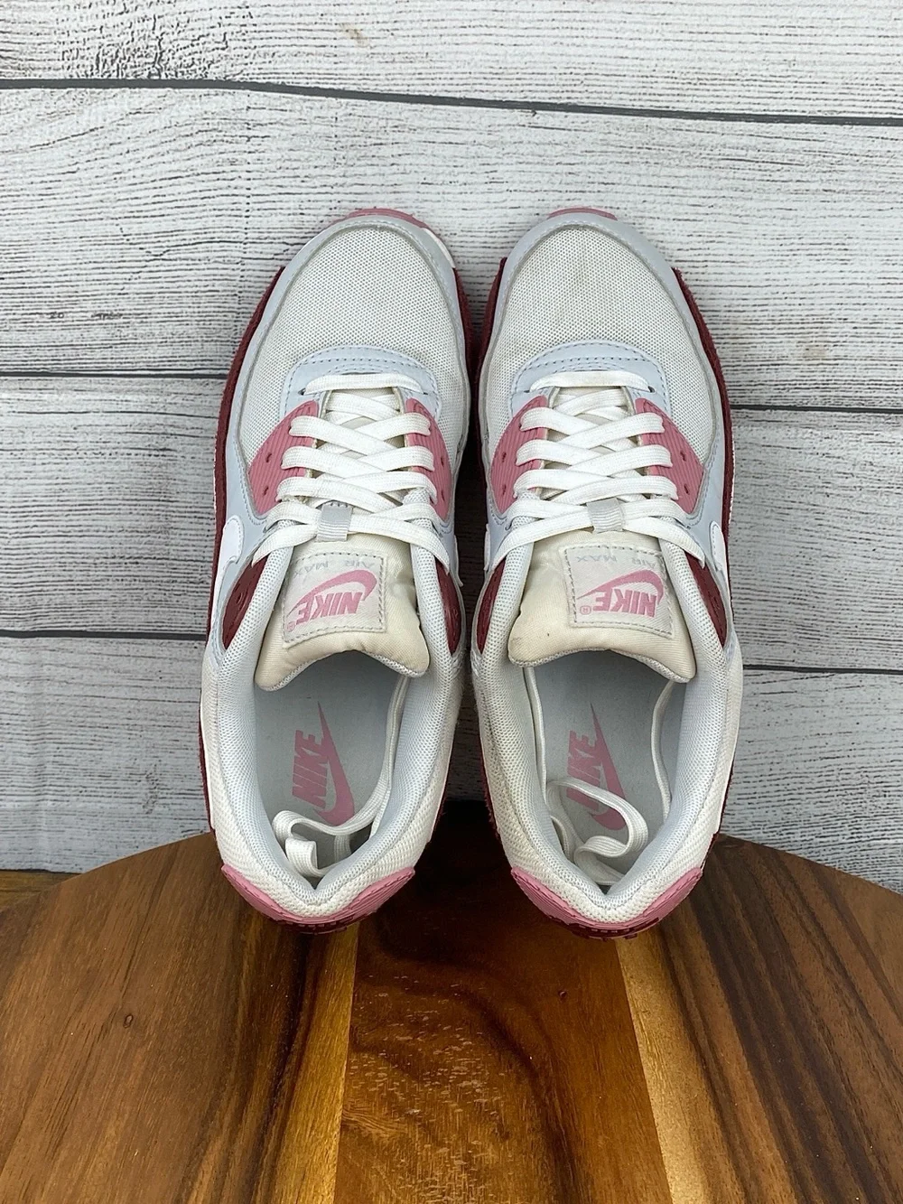 Nike Air Max 90 SE Neapolitan Red Pink Shoes HM9451-600 Women’s Sneaker Size 8.5